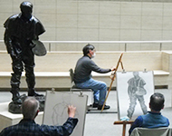 ロダン館でデッサンの様子 写真